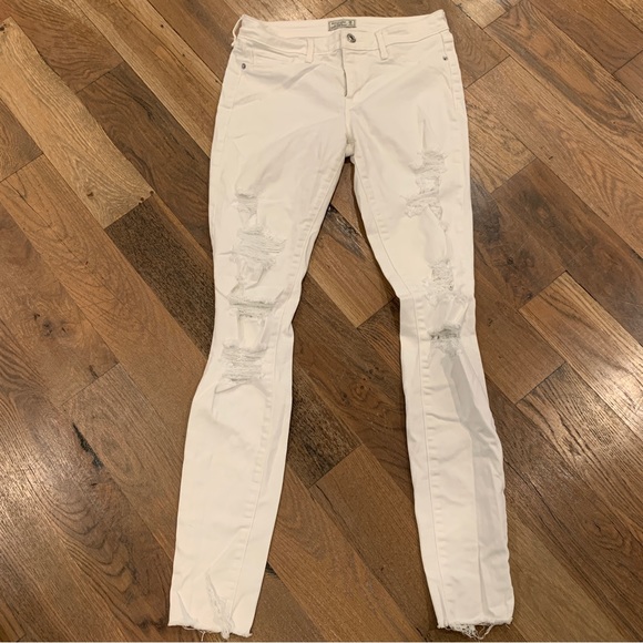 Abercrombie & Fitch Harper Super Skinny White Denim Distressed Jeans Size 26 - Picture 6 of 10